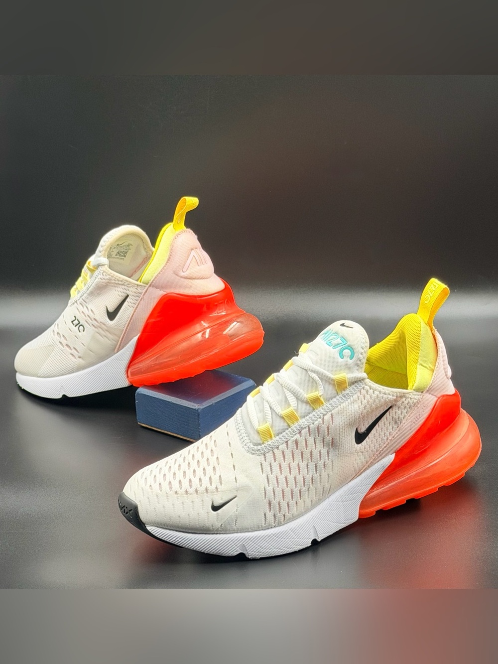 Nike Wmns Air Max 270 'Spring Multi-Color' - Picture 7 of 11